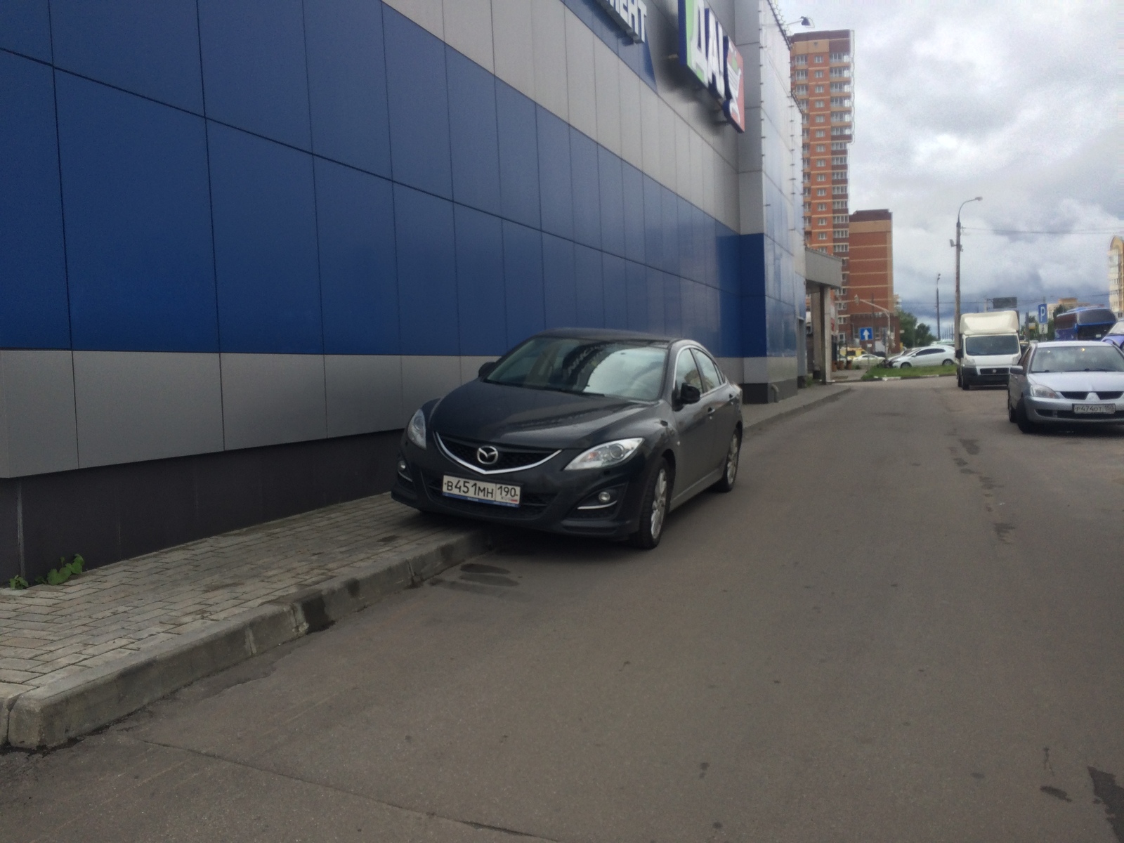 Tired of parking on sidewalks. How can they be punished? - My, Sidewalk, Rules, Longpost