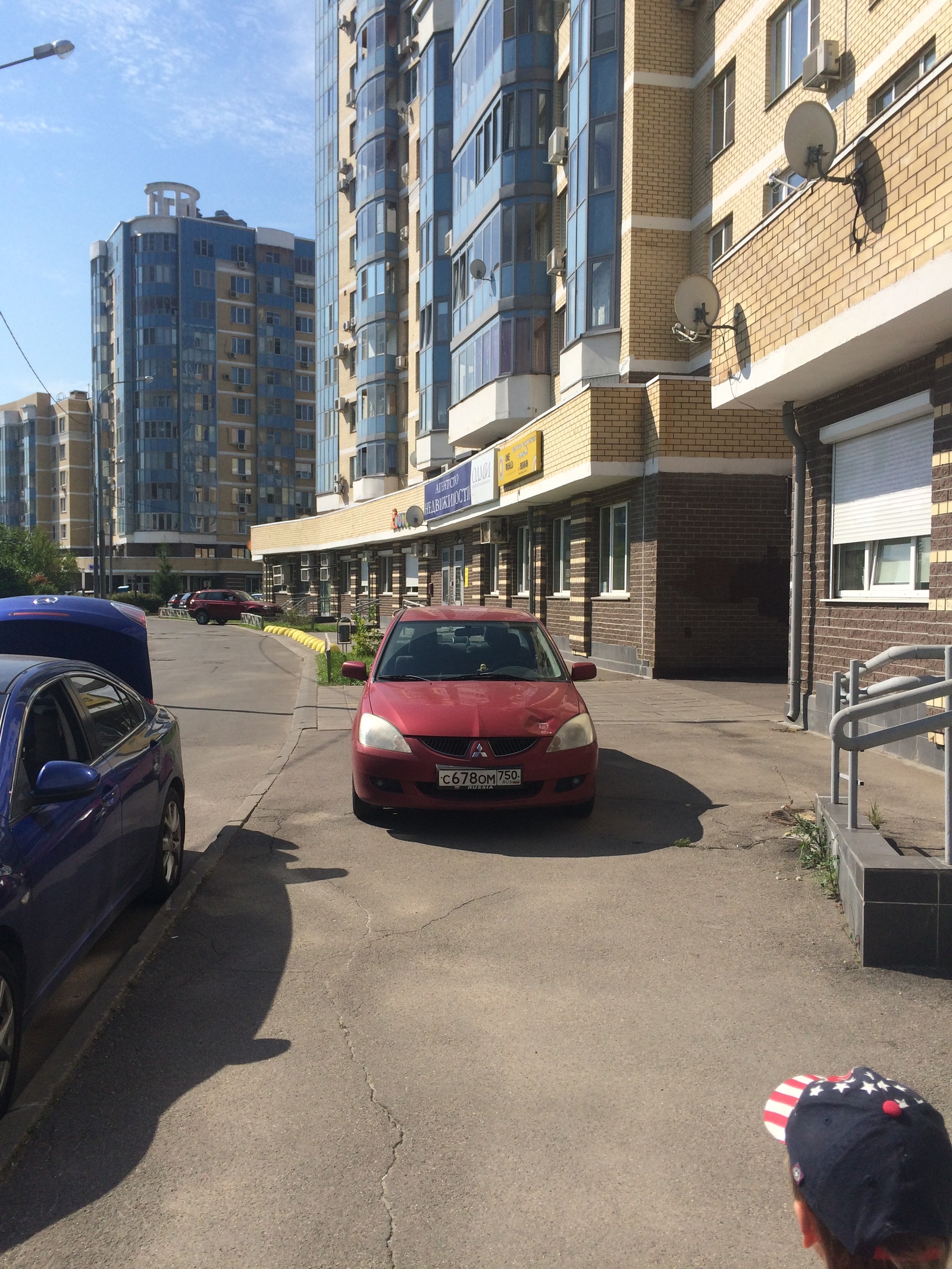 Tired of parking on sidewalks. How can they be punished? - My, Sidewalk, Rules, Longpost