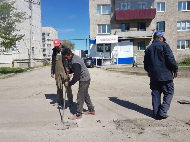 И снова про дороги - Моё, Российские дороги, Дураки и дороги, Карталы, Авария, Яма, Длиннопост