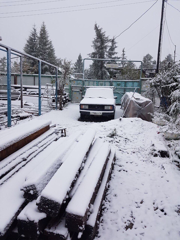 In Yakutia, in the village of Udachny, the first snow fell - The photo, Images, Yakutia, Snow, Summer, August, Suddenly, Longpost