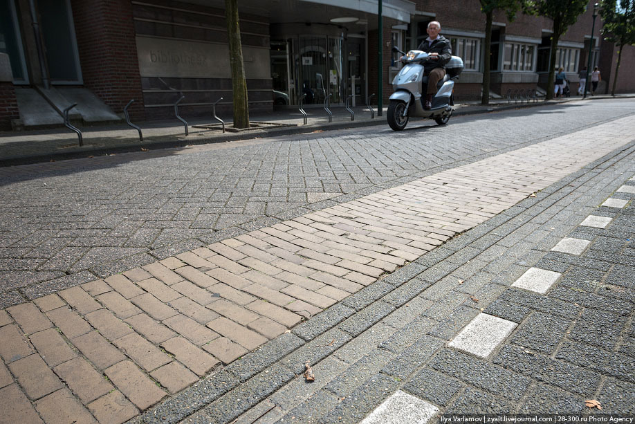 Quality - My, Ilya Varlamov, Quality, Europe, Repair, Building, Russia, The street, Beautification, Longpost