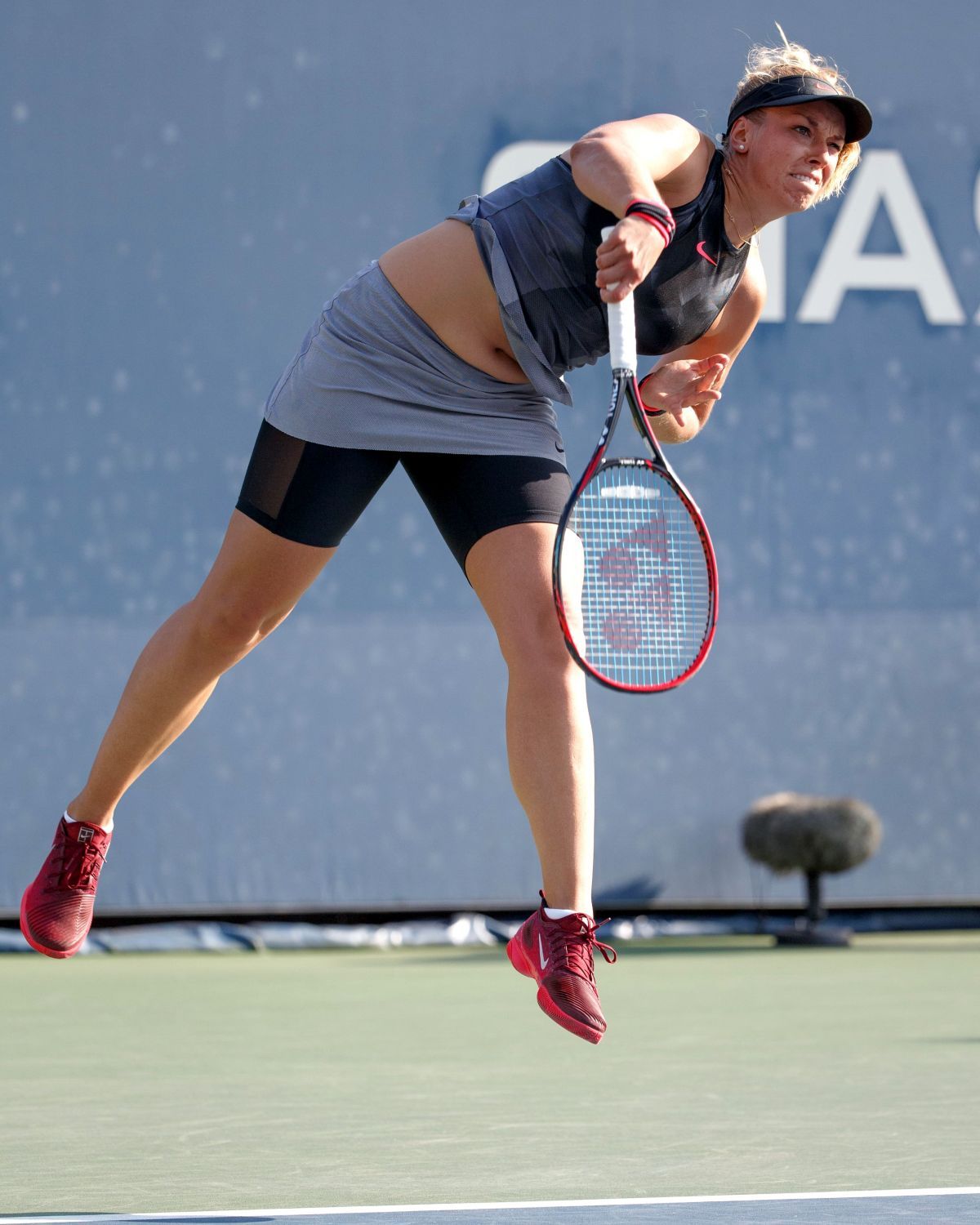 Girls and Balls US Open Tennis Championships 08/30/2017 - Tennis, Longpost, The photo