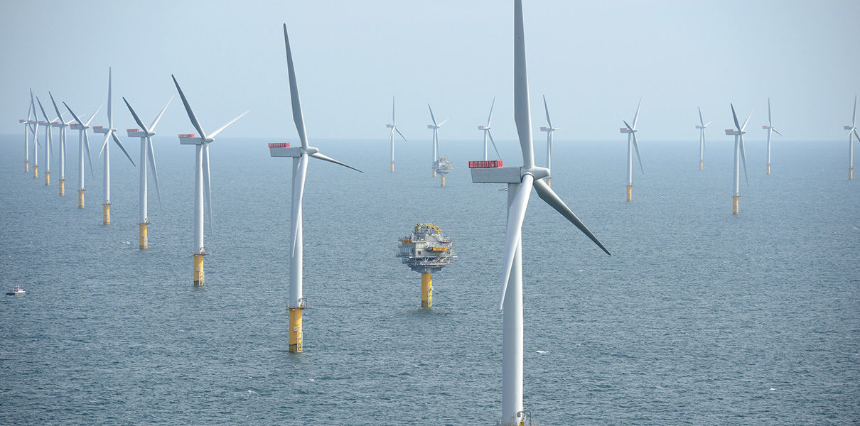 Every day in Europe, a giant wind turbine is built. - Energy, Europe, Turbine