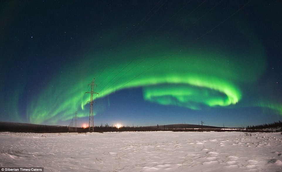 Geophysicists predict aurora in Moscow, St. Petersburg and Yekaterinburg - The sun, The science, Half-life, Polar Lights