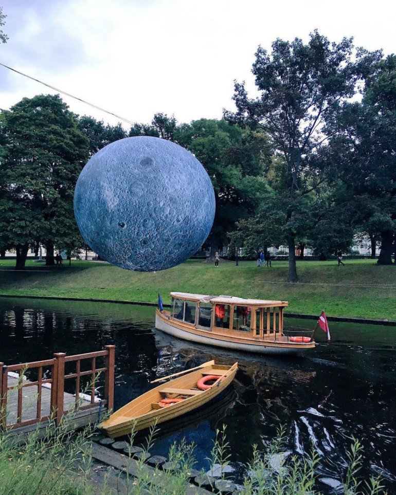 Interesting installation in Riga - moon, Installation, Art Installation, Riga, Latvia, Longpost