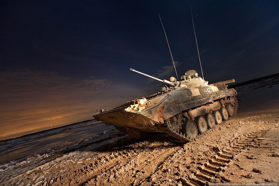 Beauty in the night. - Weapon, BMP-2, Night