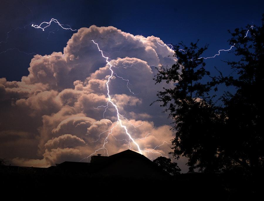 Storm post. - The photo, Thunderstorm, Lightning, Element, Longpost