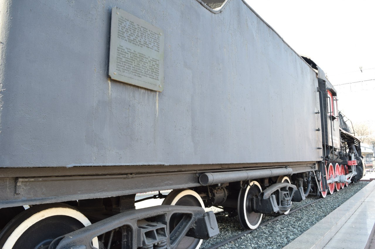 Monument to lend-lease from the USA on the territory of Russia - Vladivostok, Locomotive, Railway station, Monument, USA, Lend-Lease, Longpost