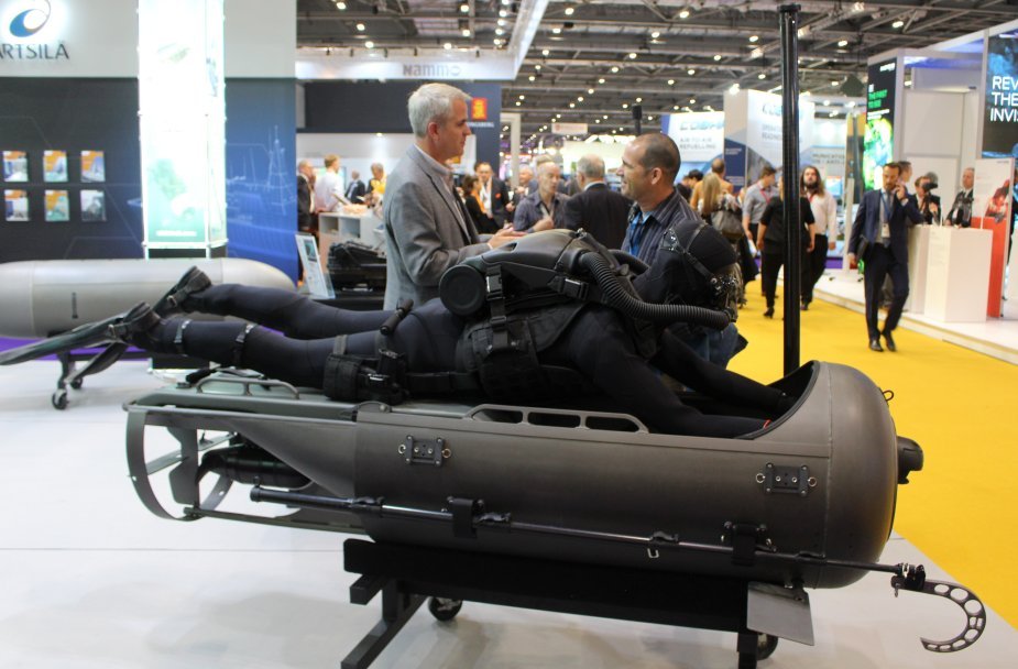 Exhibits of the DSEI 2017 arms exhibition - Exhibition, Armament, London, 2017, Longpost