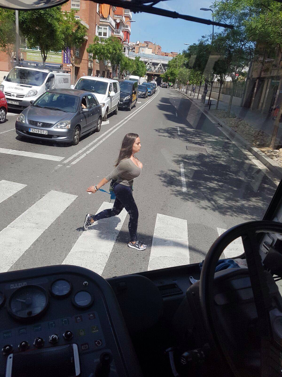 Crosswalk - Honda Fit, A pedestrian, Girls