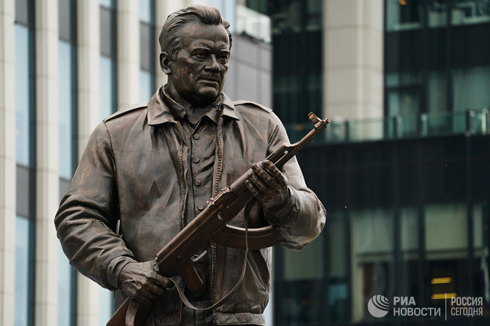 Monument to Kalashnikov - Kalashnikov, Monument, Weapon