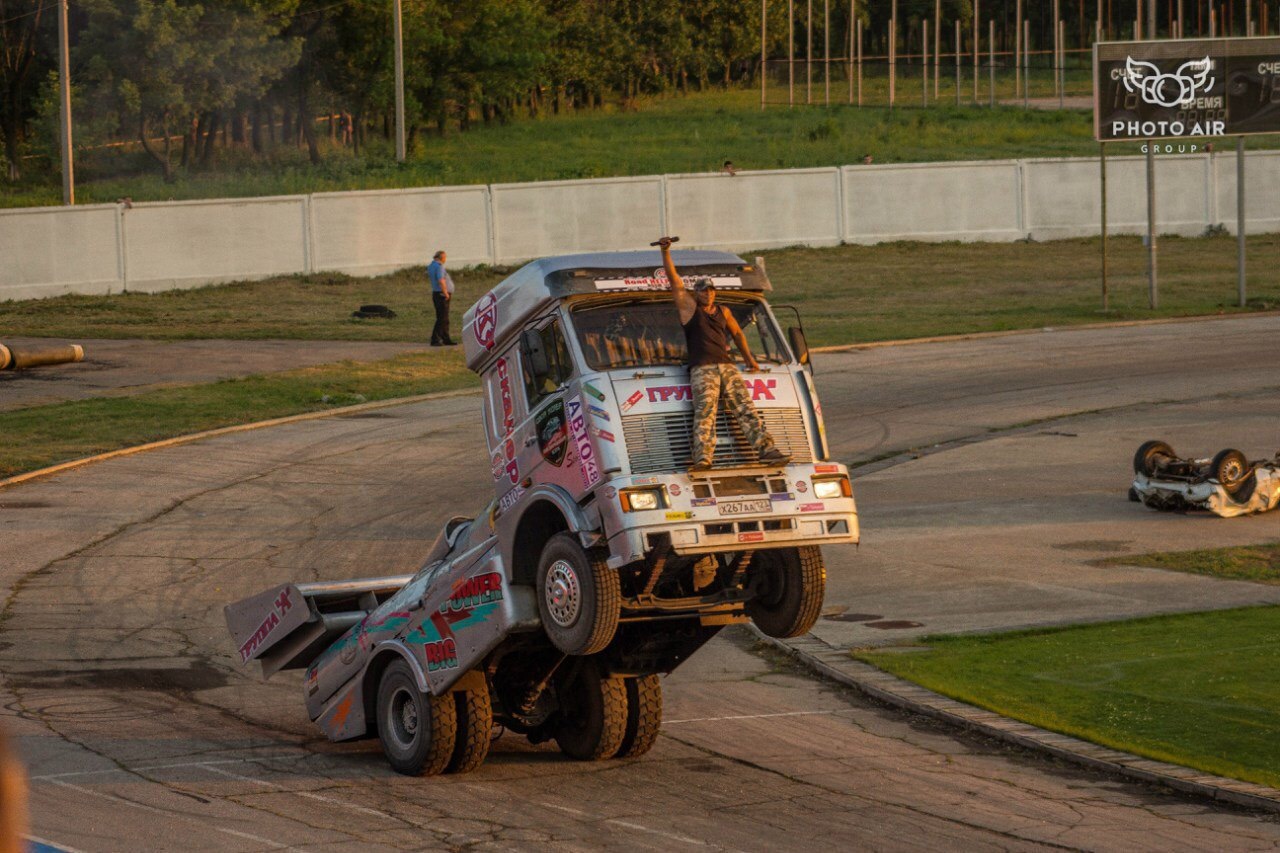 Stunt show in Voronezh! - My, Voronezh, Show, , Stuntman, Bigfoot, Transformers, , Extreme, Longpost