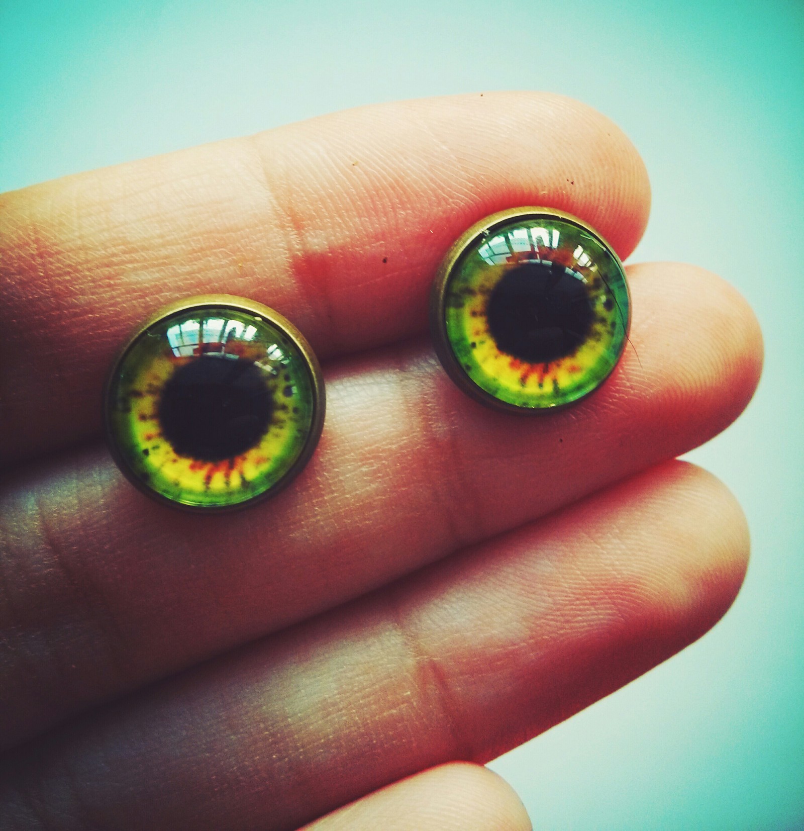 Wanted to try something new. I have long wanted to make stud earrings with glass. - My, , Earrings, Eyes, Decoration, Glass, Creation, Longpost