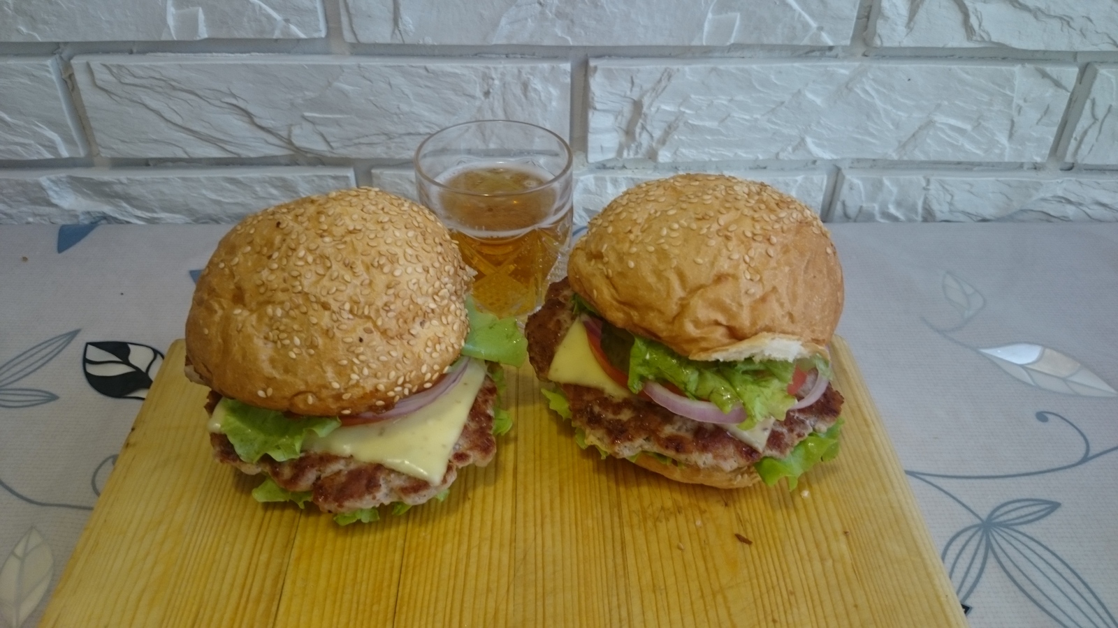 Hamburger at home - My, Hamburger, Kaliningrad, Cook, With your own hands, Yummy, Longpost, Photorecept, Recipe