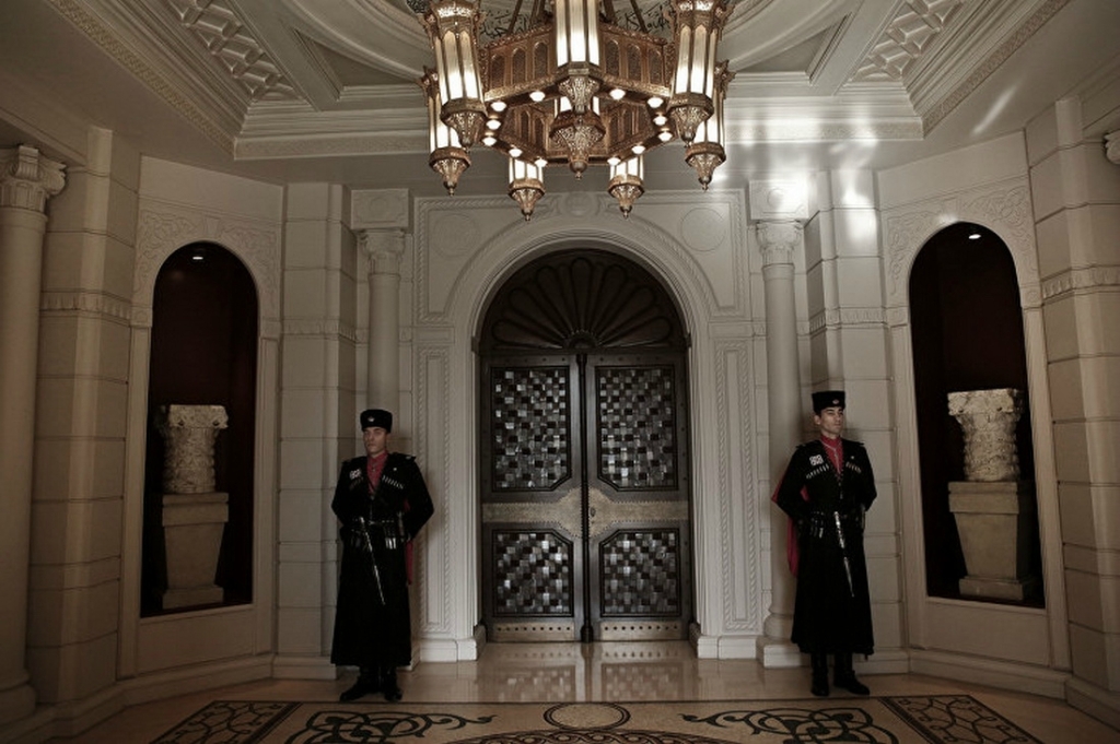 Circassian bodyguards of the Jordanian king - My, Longpost, Story, Jordan, , Circassians, Adyghe, Kabardins, Longtext, Video, King