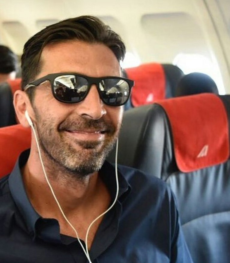 Good mood - Football, Gianluigi Buffon, Italy, Positive, Great