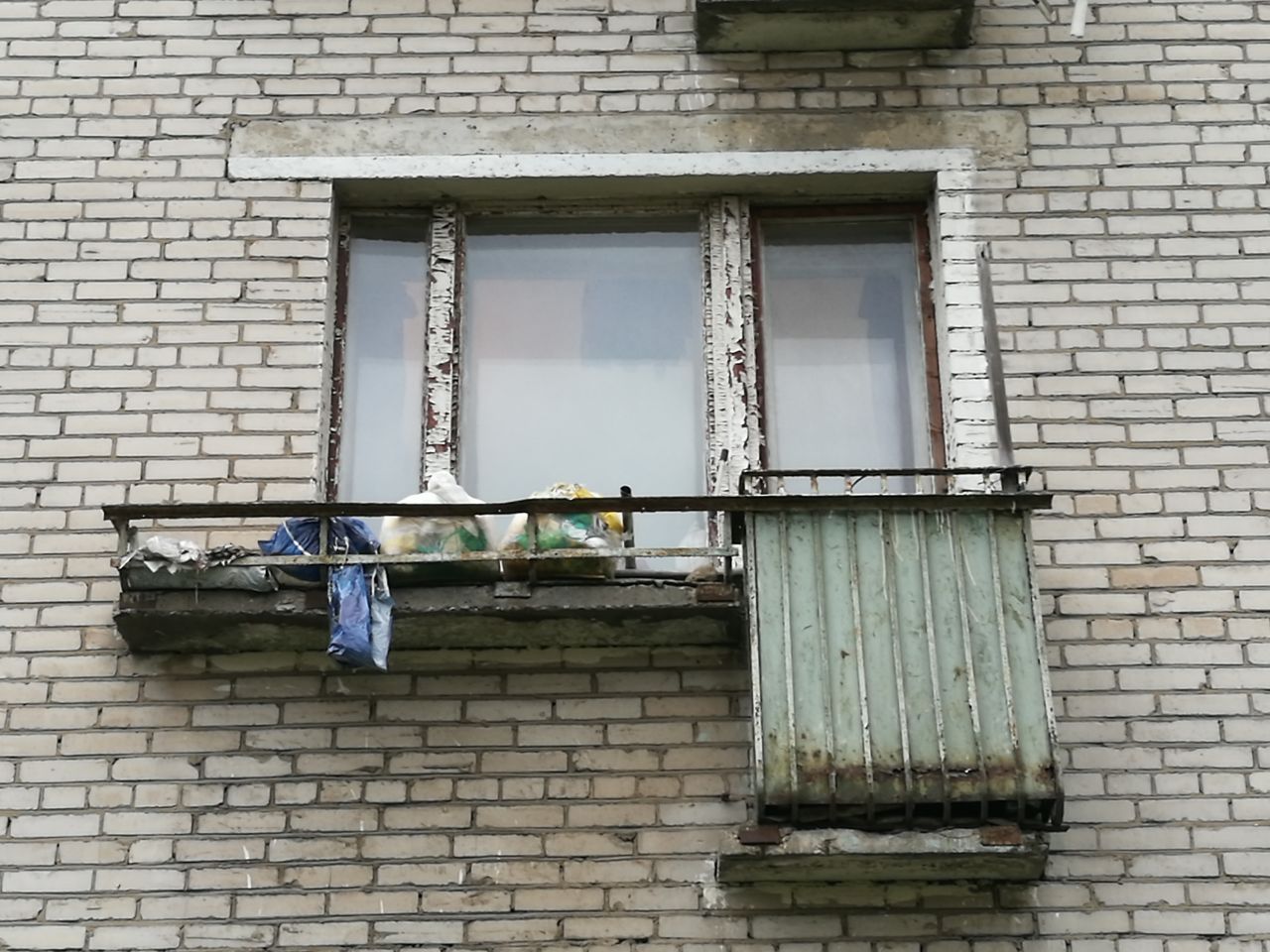 Here are some mini balconies in Korolev)) - My, Balcony, Queen, Khrushchev, Longpost