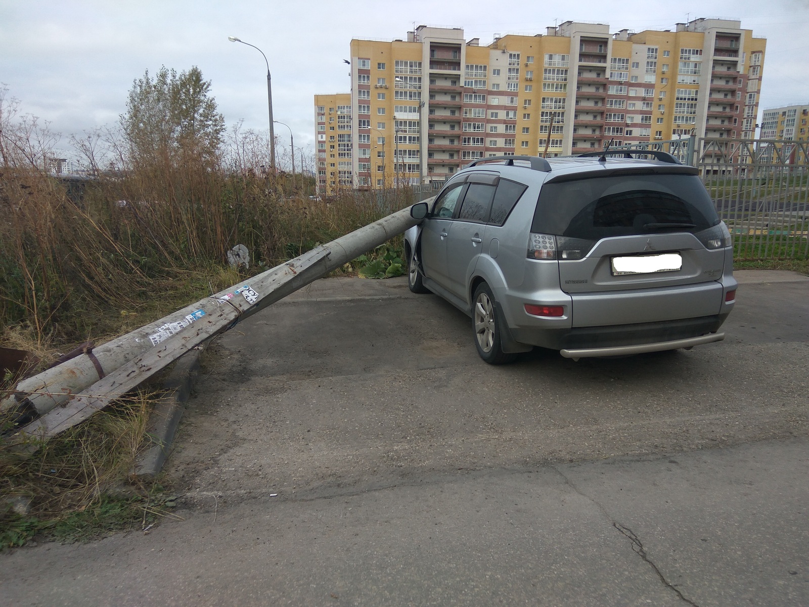 Утренний нежданчик - Моё, Столб, Авария, Падение, Длиннопост