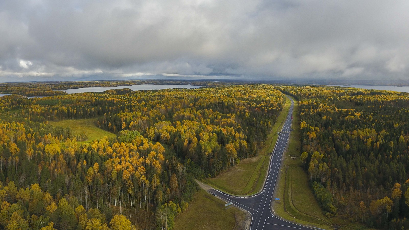 Карелия. Осень - Моё, Карелия, Осень, Дорога, Квадрокоптер, DJI Phantom