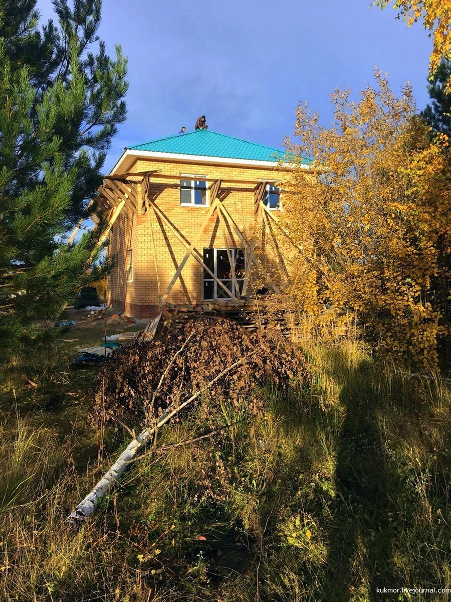 Roof color mystery revealed! We build our house in Kazan in 90 days. 73-75 days. Windows installed, hooray!!! - My, Home construction, My house, Window, Roof, House, My, The photo, Metal, Longpost