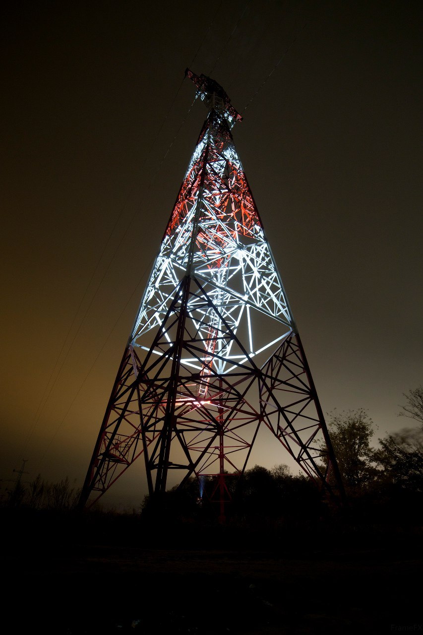 Night Adventures - My, Roofing, Power lines, Danger, The photo, Text, Night, Work, Longpost, Ruffers