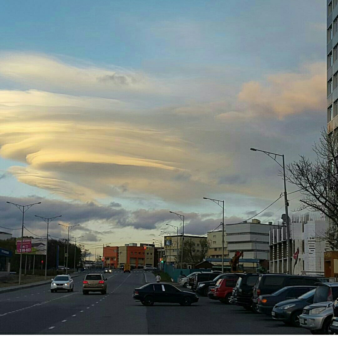 On the way from work. Lenticular clouds. - Kamchatka, Lenticular clouds, Boss, Bosses