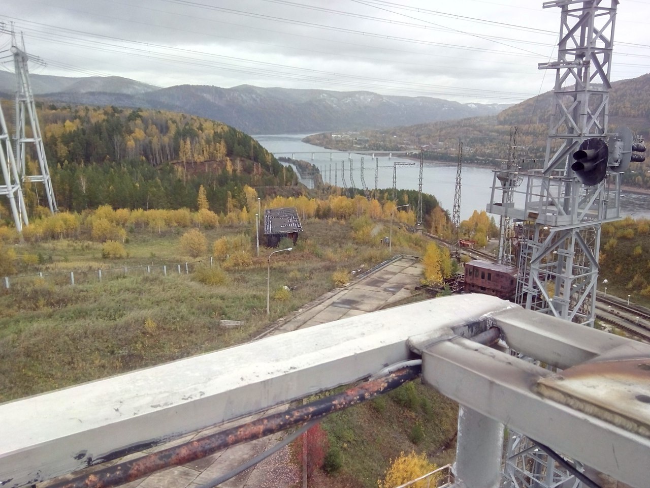 Krasnoyarsk ship lift. - My, Ship lift, Krasnoyarsk, Divnogorsk, Hydroelectric power station, Longpost