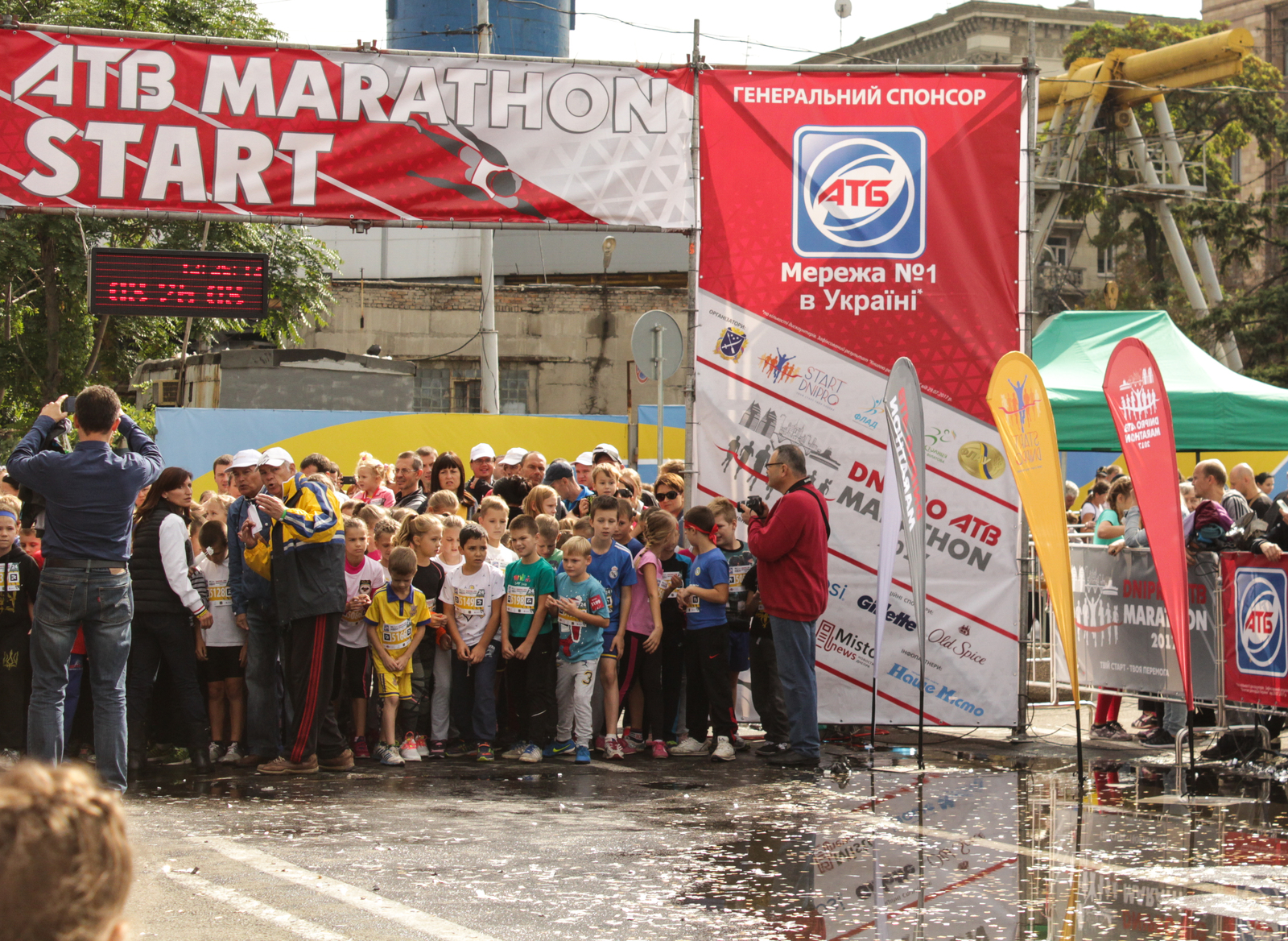 Sports marathon. - My, Beginning photographer, My, Marathon, Runner, , Canon 1200d, Longpost