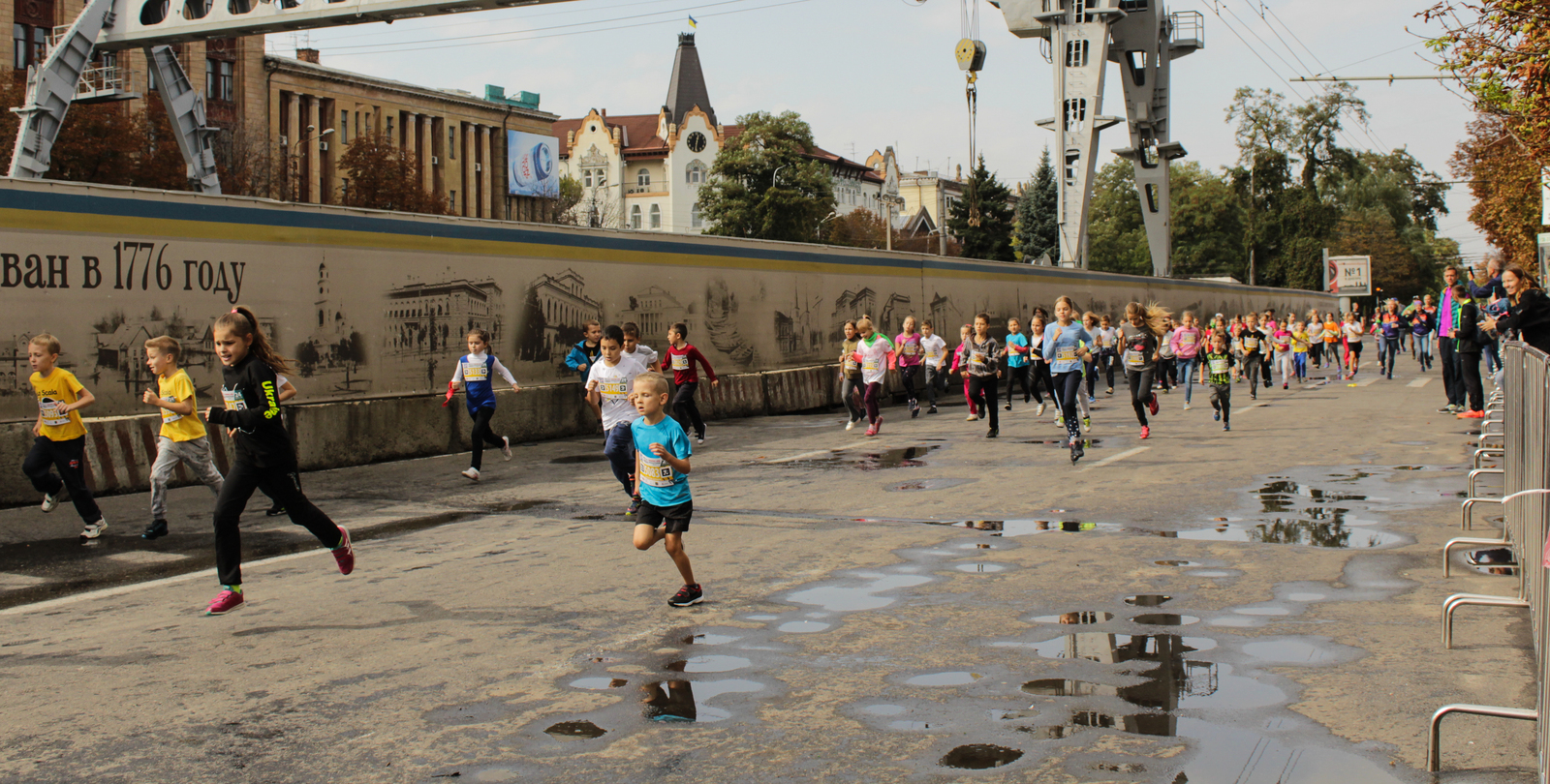 Sports marathon. - My, Beginning photographer, My, Marathon, Runner, , Canon 1200d, Longpost