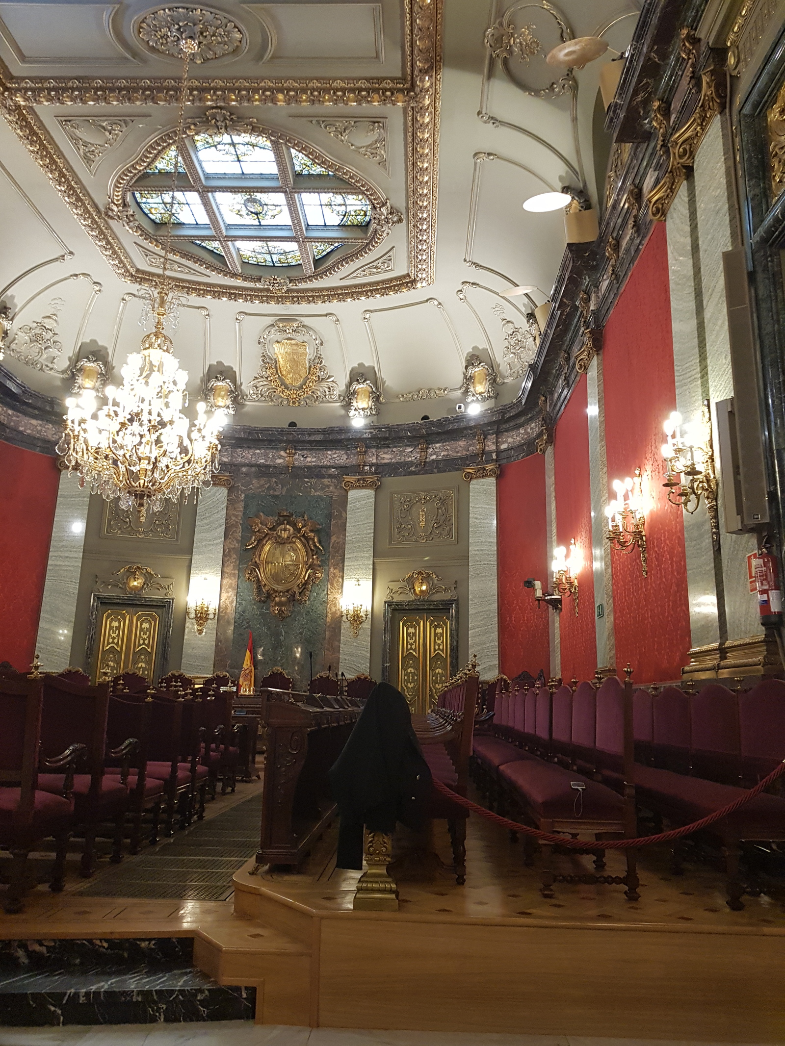 Excursion to the Supreme Court of Spain in Madrid with Franco. - My, Court, Justice, Madrid, Spain, Excursion, Mat, Franco, Supreme Court, Longpost