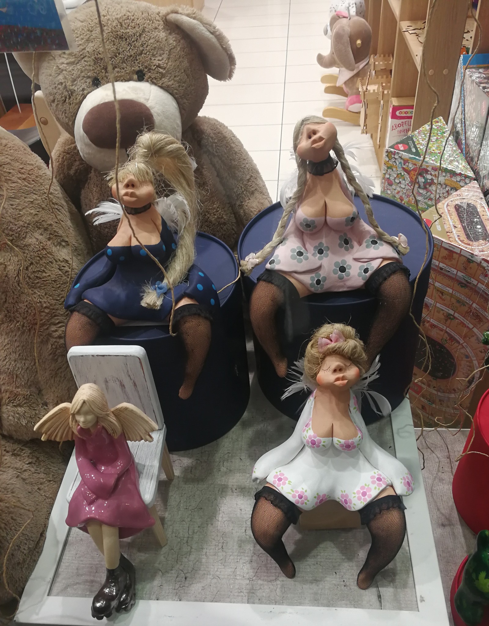 Игрушки В Самом Большом Магазине Игрушки В Самом Большом Магазине