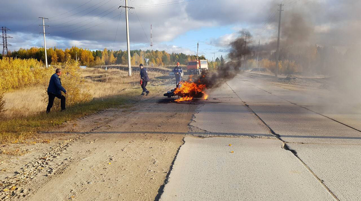 Гаишник протащил горящего подростка под автомобилем - Алкоголь, Авария, Мотоциклист, ГИБДД, Текст, Мотоциклисты