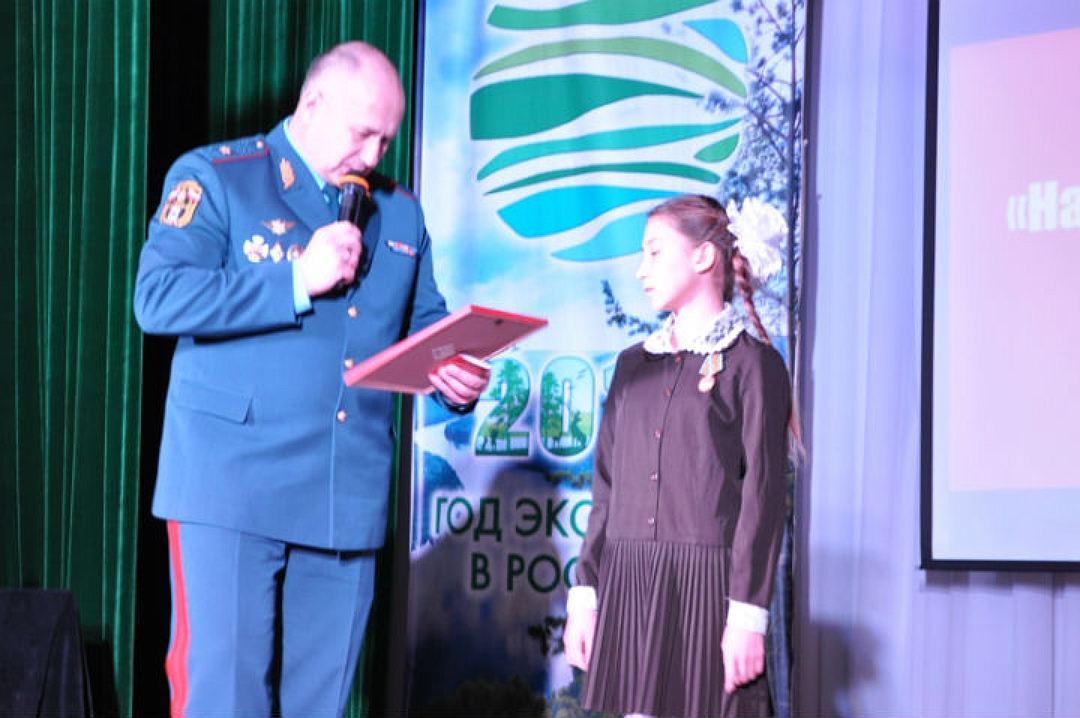 A sixth-grader from the Irkutsk region received a medal for saving a child - Irkutsk region, Schoolgirls, Help, Longpost