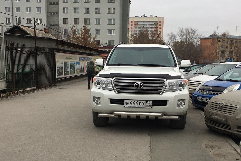 I park like a freak - Неправильная парковка, The photo, A selection, Longpost, Novosibirsk