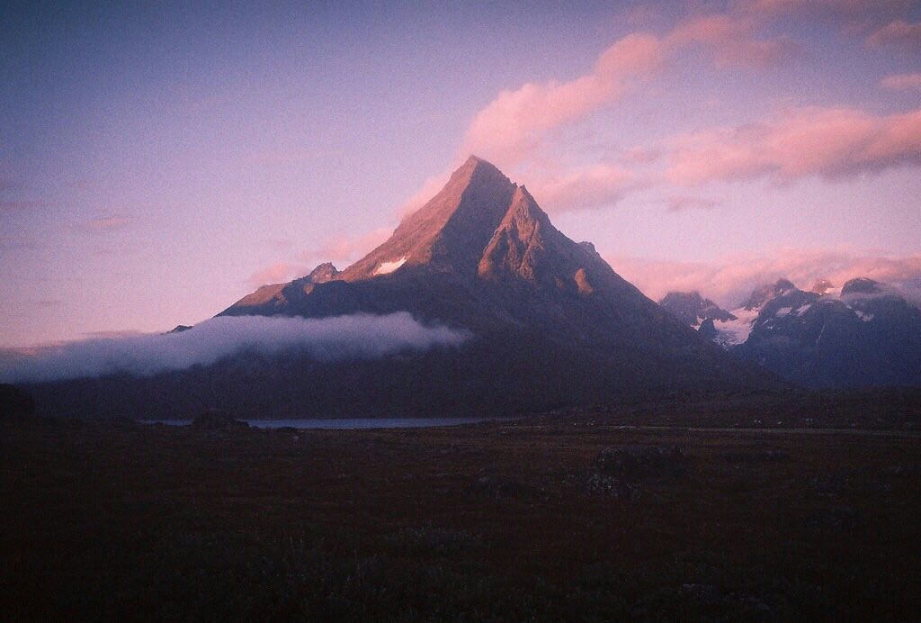 Lonely mountain. - The mountains, Lonely mountain, beauty