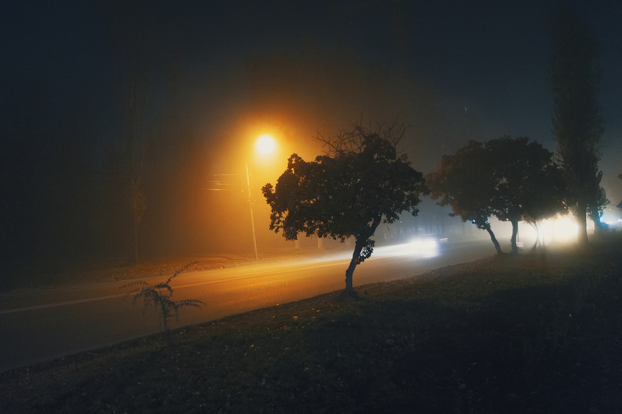 Rostov fogs - My, The photo, Rostov-on-Don, Fog, Autumn, Night, Lamp, Longpost