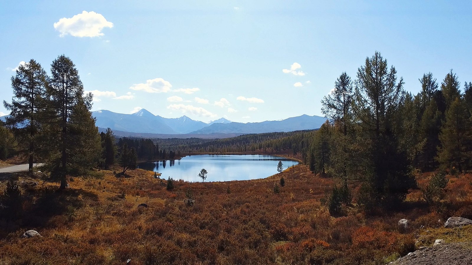 Unknown lake in the Altai mountains. - My, Altai, Mountain Altai, Ulagansky district, Ulagan Lakes, Ulagansky pass, Video, Longpost, Altai Republic