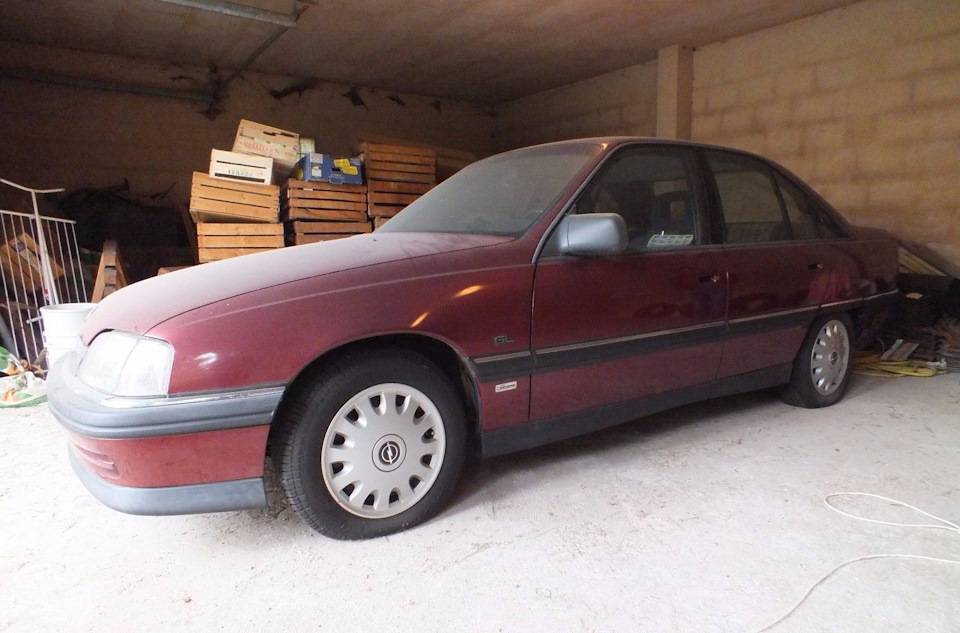 Not beaten, not painted, garage kept, grandfather drove through the garage - Opel, Omega, Time capsule, Longpost