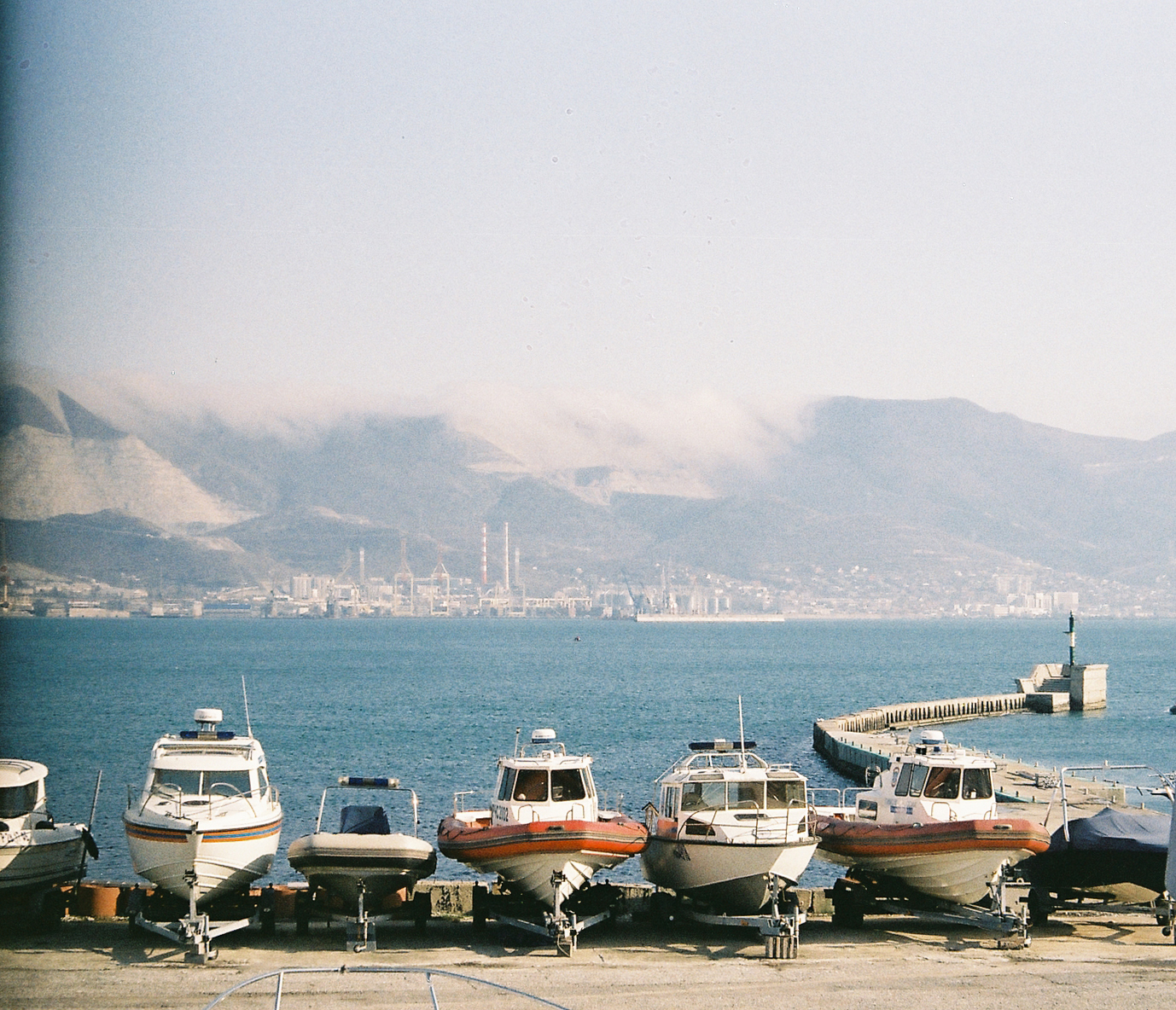 Embankment of Novorossiysk at the Zenith - My, Zenit-e, 35mm, camera roll, The film did not die, Hobby, , Lens, The photo, Longpost