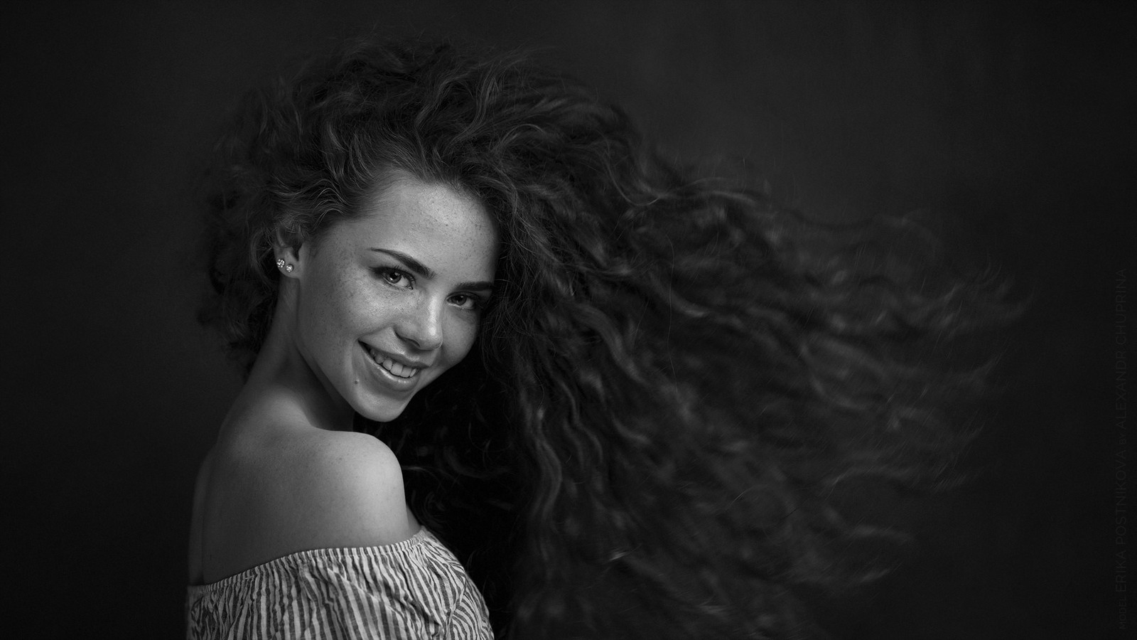 Beauty))) - Beautiful girl, Long hair, smile