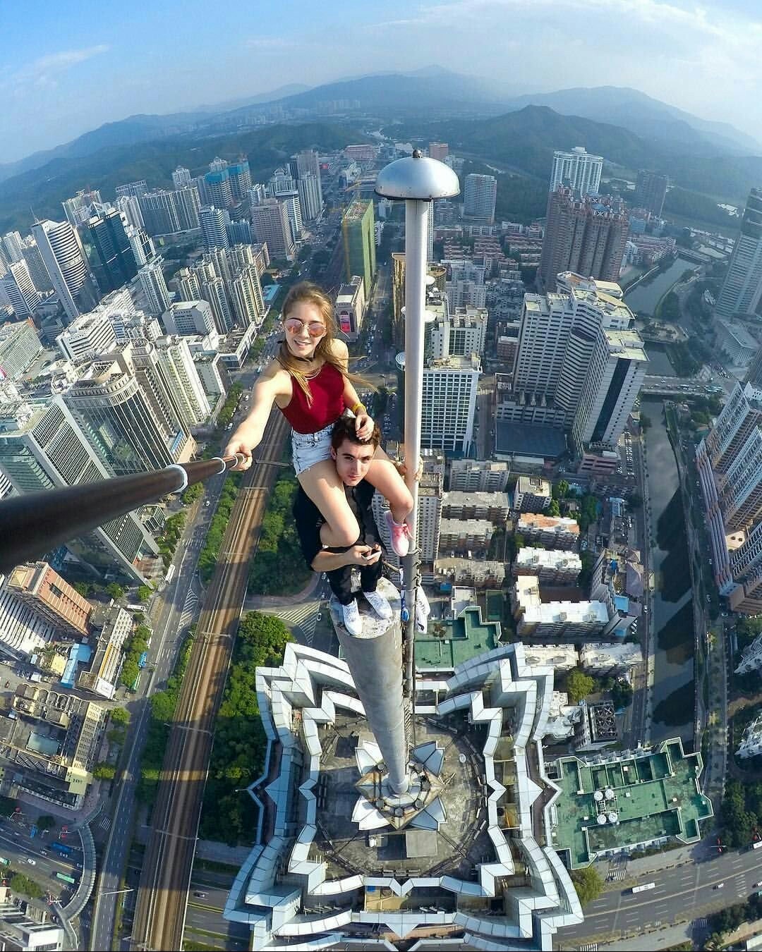 extreme selfie - Height, Selfie stick