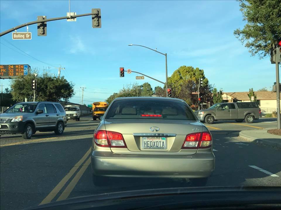 Found the Californian brother of the unhochuha - Car plate numbers, USA