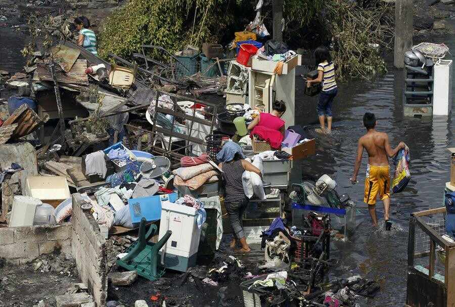 The city-record holder for the number of homeless people is often called the Philippine Manila. - Poverty, Asia, Longpost