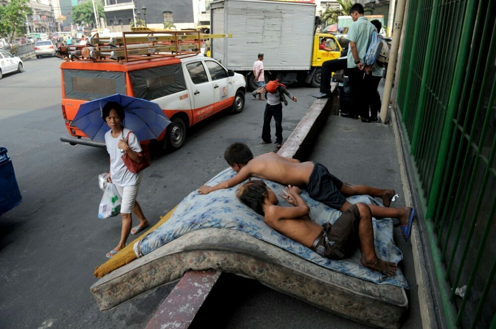 The city-record holder for the number of homeless people is often called the Philippine Manila. - Poverty, Asia, Longpost