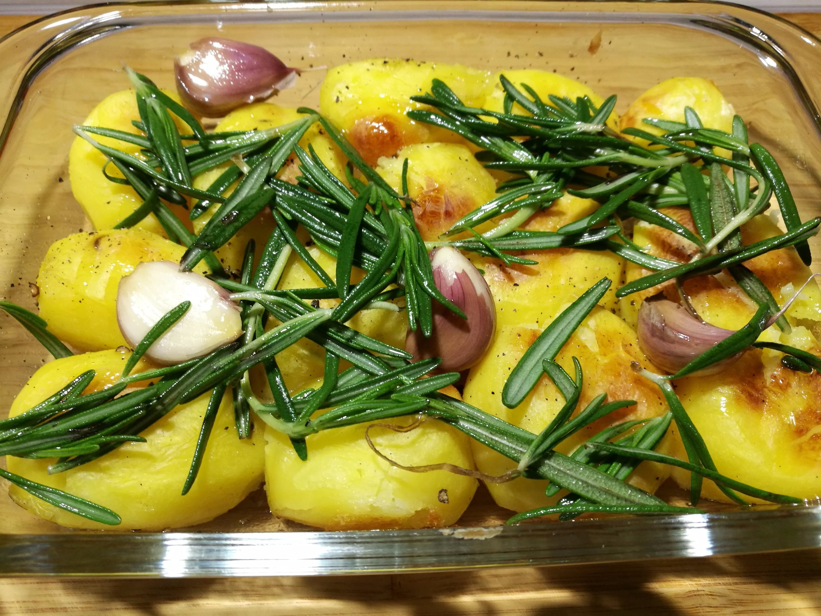 Potato (baked in a special way) - My, , Potato, Recipe, Preparation, Men's cooking, Rosemary, Cooking, Garnish, Longpost