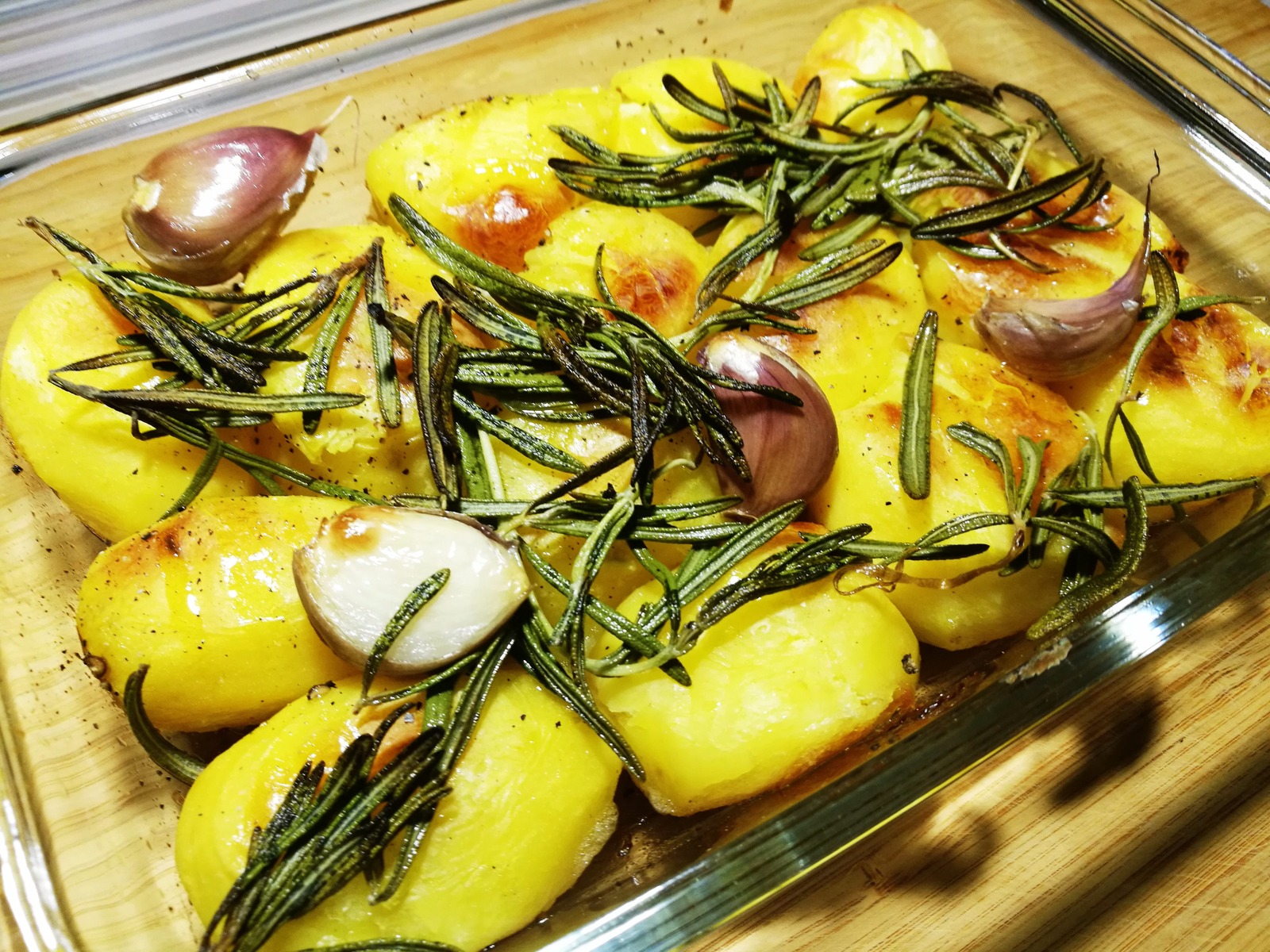 Potato (baked in a special way) - My, , Potato, Recipe, Preparation, Men's cooking, Rosemary, Cooking, Garnish, Longpost