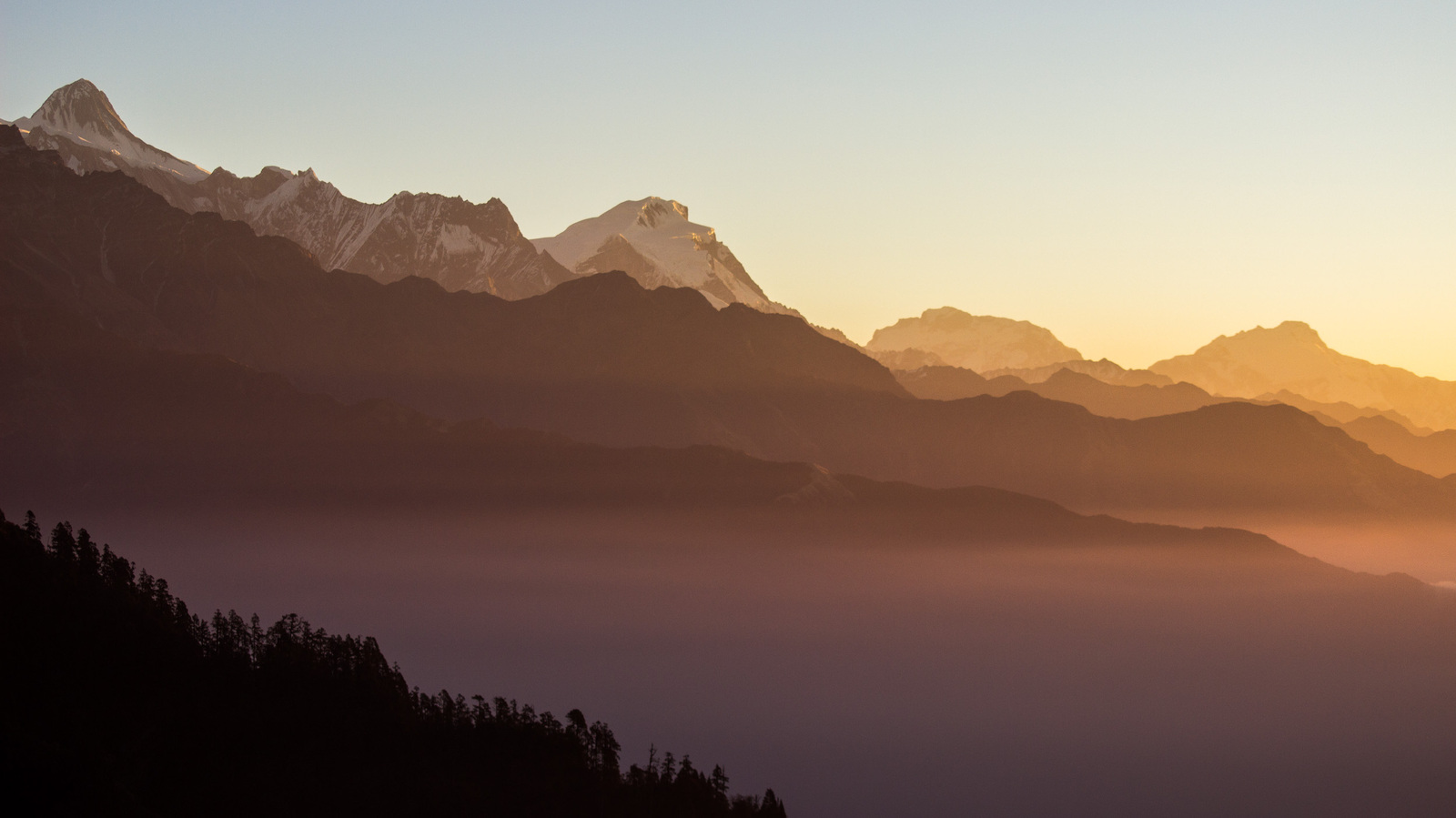 Dawn in the Himalayas - My, dawn, The photo, Nepal, Annapurna, Himalayas, Longpost