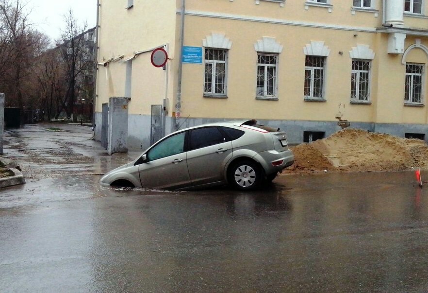 Заезд в приемный покой... - Моё, Авария, Дождь