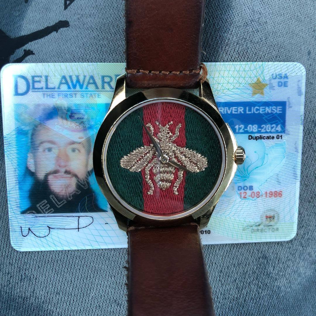 The Denver Highway Department forced wrestler Enzo Amore to change his signature. The reason is in the photo. - Signature, Wrestling, Driver's license