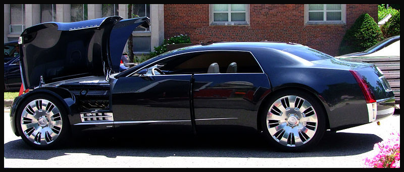Cadillac Sixteen - 1000-сильный седан 